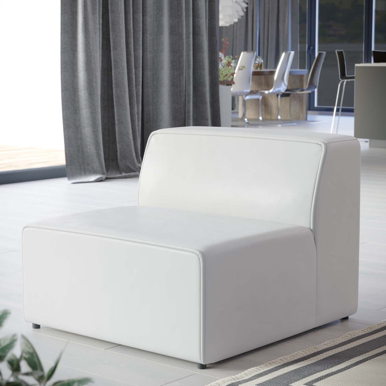MINGLE SOFAS AND ARMCHAIRS | LIVING ROOM