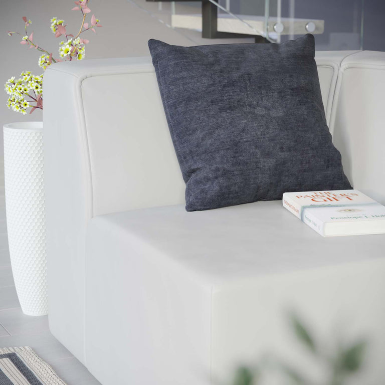 MINGLE SOFAS AND ARMCHAIRS | LIVING ROOM