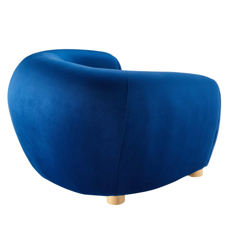 ABUNDANT SOFAS AND ARMCHAIRS | LIVING ROOM
