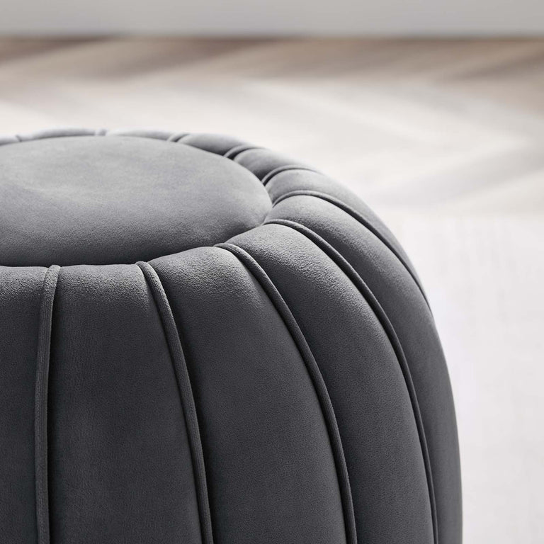 CELEBRATE SOFAS AND ARMCHAIRS | LIVING ROOM