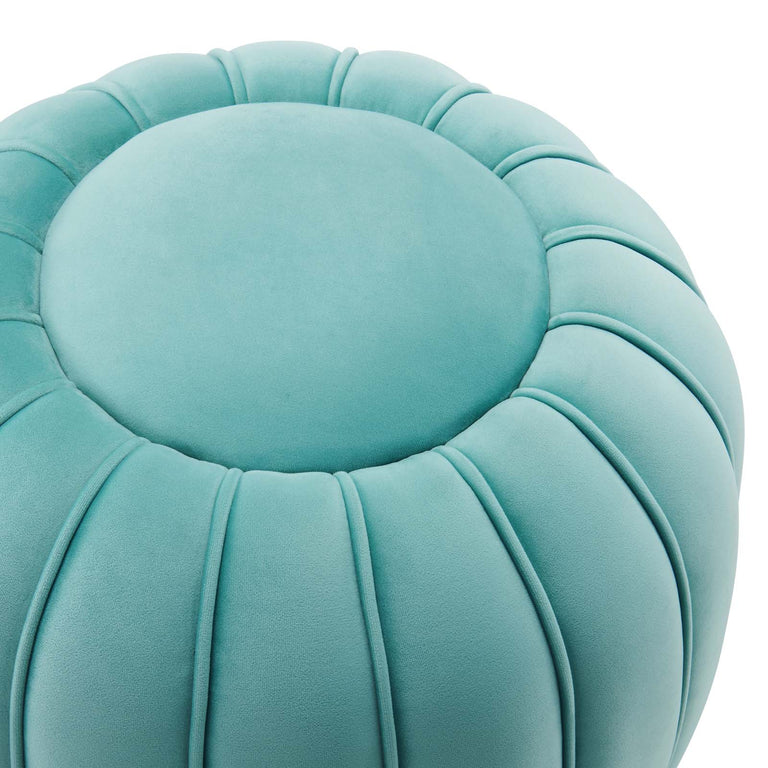 CELEBRATE SOFAS AND ARMCHAIRS | LIVING ROOM