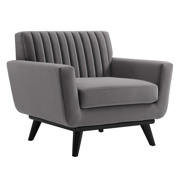 ENGAGE SOFAS AND ARMCHAIRS | LIVING ROOM