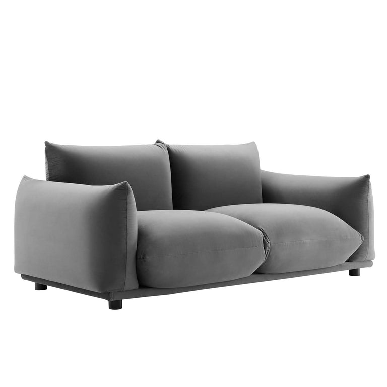COPIOUS SOFAS AND ARMCHAIRS | LIVING ROOM