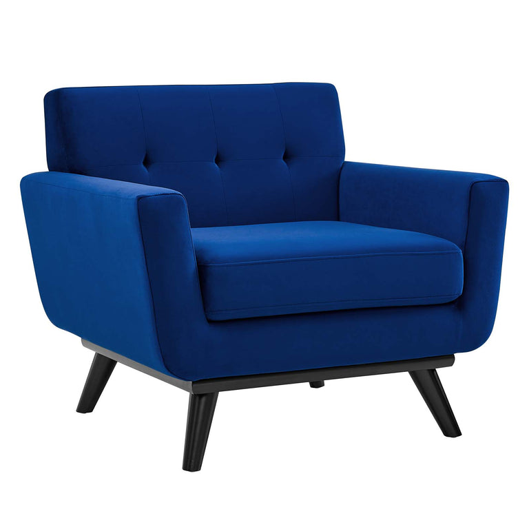ENGAGE SOFAS AND ARMCHAIRS | LIVING ROOM