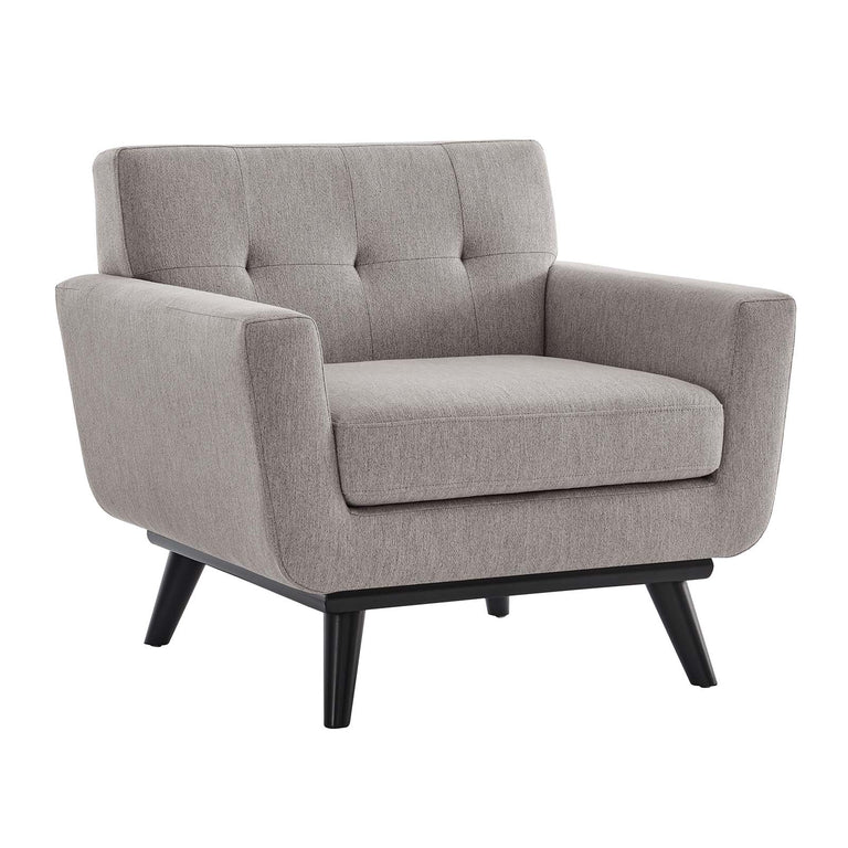 ENGAGE SOFAS AND ARMCHAIRS | LIVING ROOM
