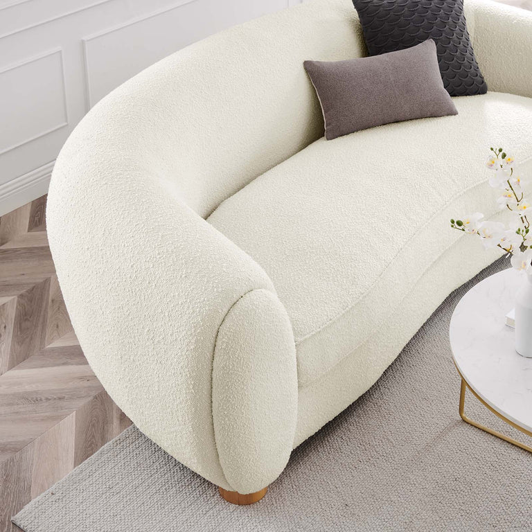 ABUNDANT SOFAS AND ARMCHAIRS | LIVING ROOM