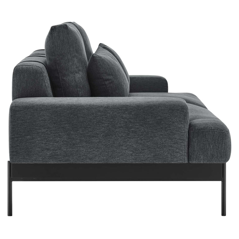 PROXIMITY SOFAS AND ARMCHAIRS | LIVING ROOM