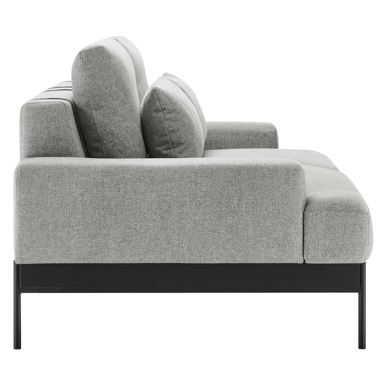 PROXIMITY SOFAS AND ARMCHAIRS | LIVING ROOM