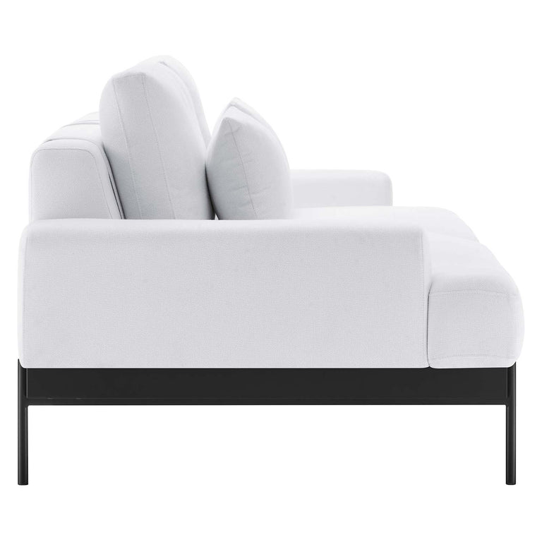 PROXIMITY SOFAS AND ARMCHAIRS | LIVING ROOM