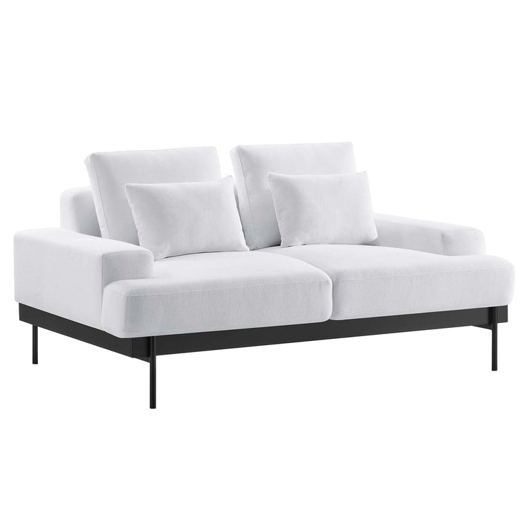 PROXIMITY SOFAS AND ARMCHAIRS | LIVING ROOM