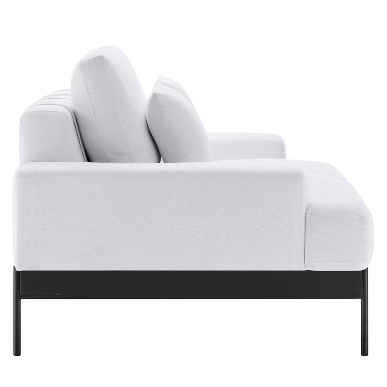 PROXIMITY SOFAS AND ARMCHAIRS | LIVING ROOM