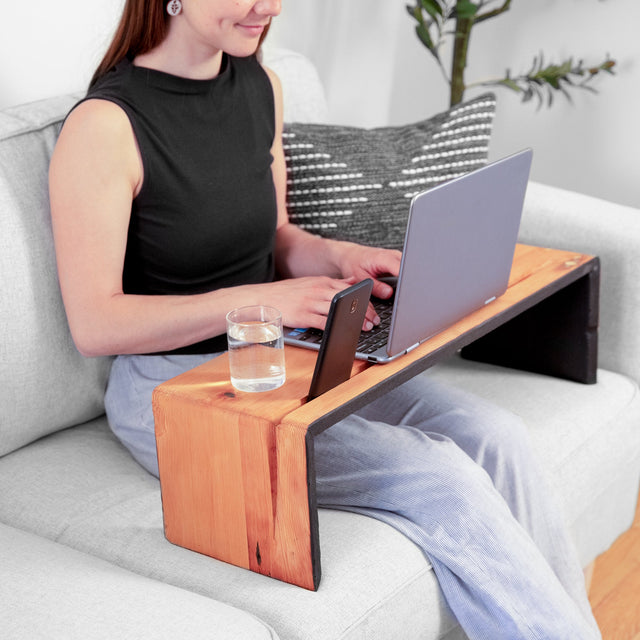 OVERLAP LAPTOP TABLE | by formr