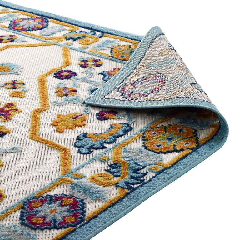 REFLECT FREESIA DISTRESSED FLORAL PERSIAN MEDALLION | AREA RUG