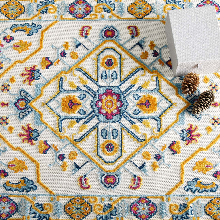 REFLECT FREESIA DISTRESSED FLORAL PERSIAN MEDALLION | AREA RUG