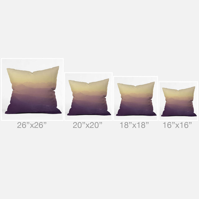 COMO 1 THROW PILLOW