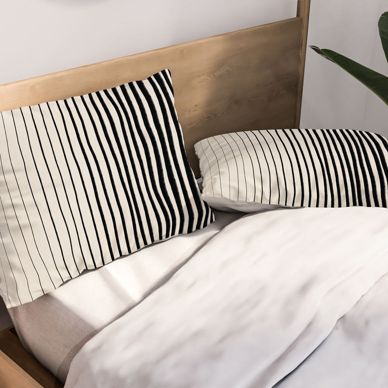 BLACK VERTICAL LINES PILLOW SHAMS