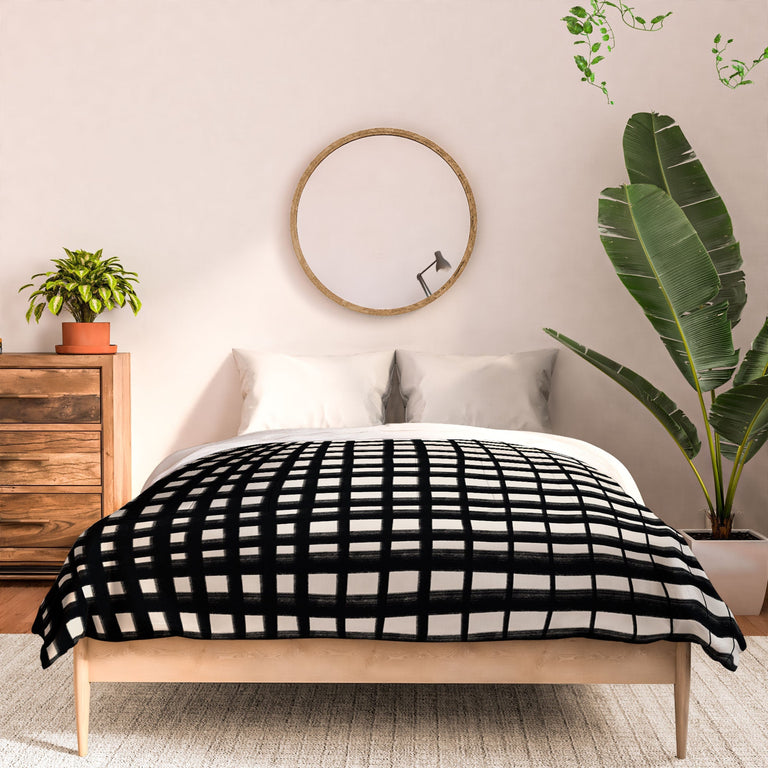 HAND DRAWN GRID DUVET / COMFORTER