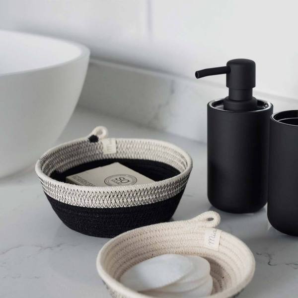 LIQUORICE COTTON BOWLS (SOUTH AFRICA)