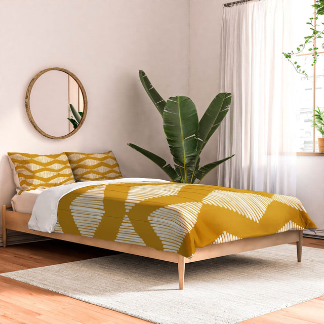 ACOUSTIC WAVE MUSTARD DUVET / COMFORTER