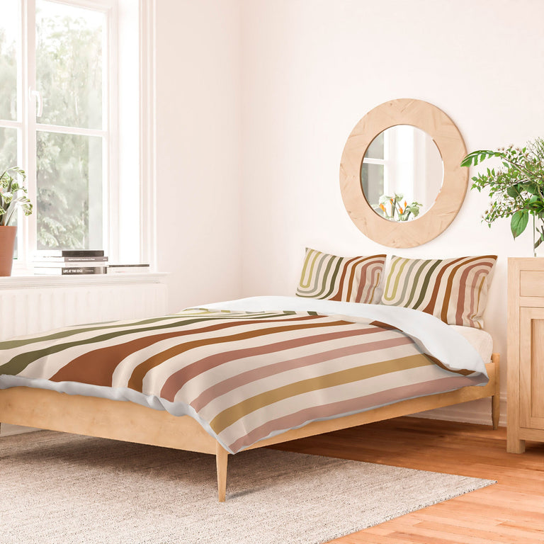 BOLD CURVATURE STRIPES I DUVET / COMFORTER