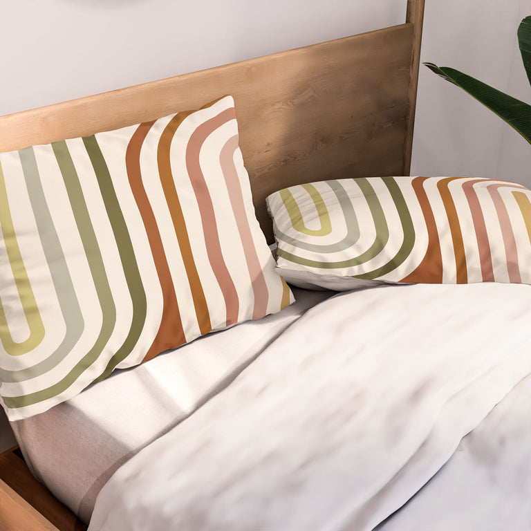 BOLD CURVATURE STRIPES I PILLOW SHAMS