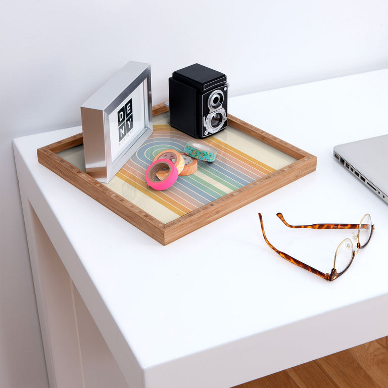 GRADIENT ARCH RAINBOW III SQUARE TRAY