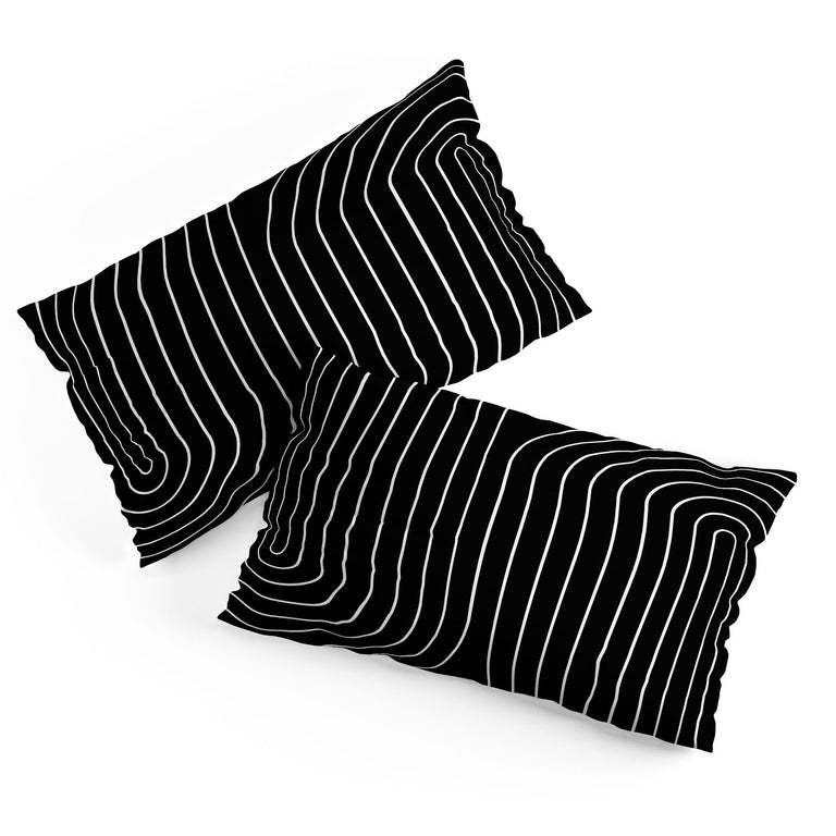 MINIMAL LINE CURVATURE BLACK PILLOW SHAMS