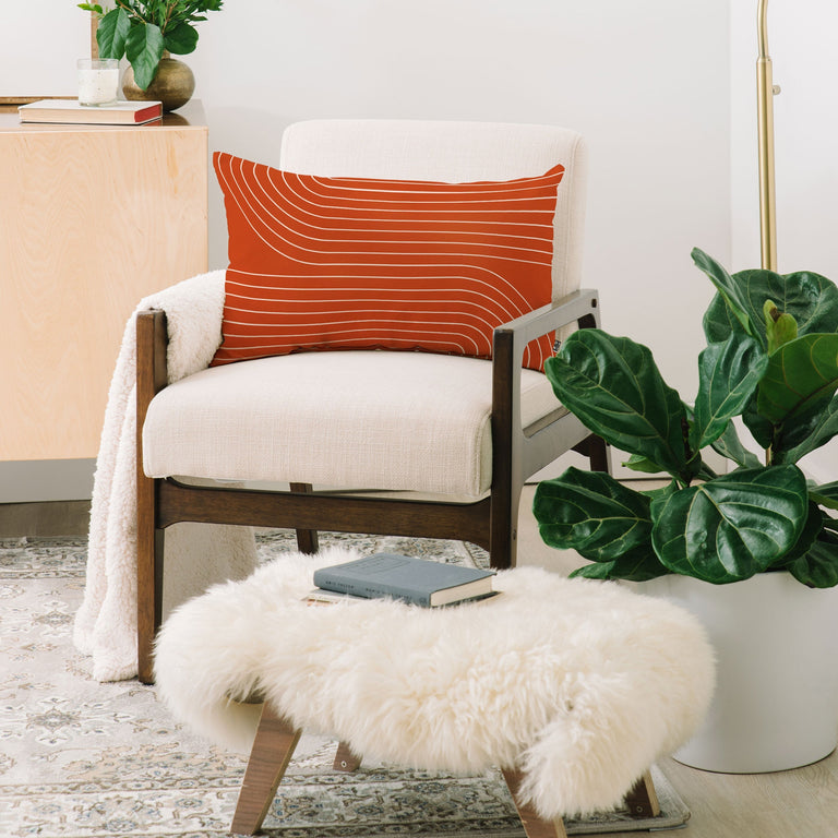 MINIMAL LINE CURVATURE CORAL THROW PILLOW