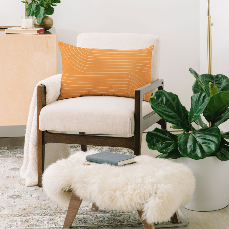MINIMAL LINE CURVATURE ORANGE THROW PILLOW