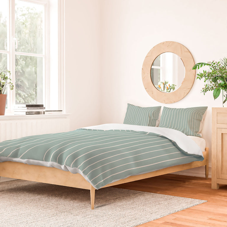 MINIMAL LINE CURVATURE SAGE DUVET / COMFORTER