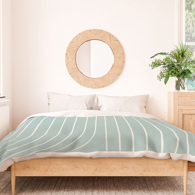 MINIMAL LINE CURVATURE SAGE DUVET / COMFORTER