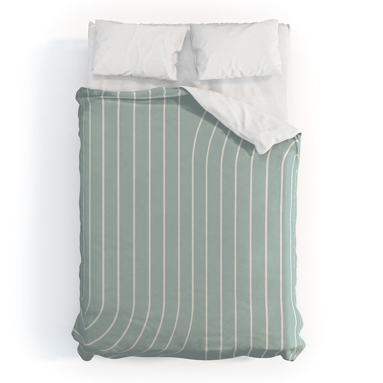 MINIMAL LINE CURVATURE SAGE DUVET / COMFORTER