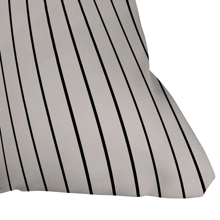 MINIMAL LINE CURVATURE WHITE THROW PILLOW