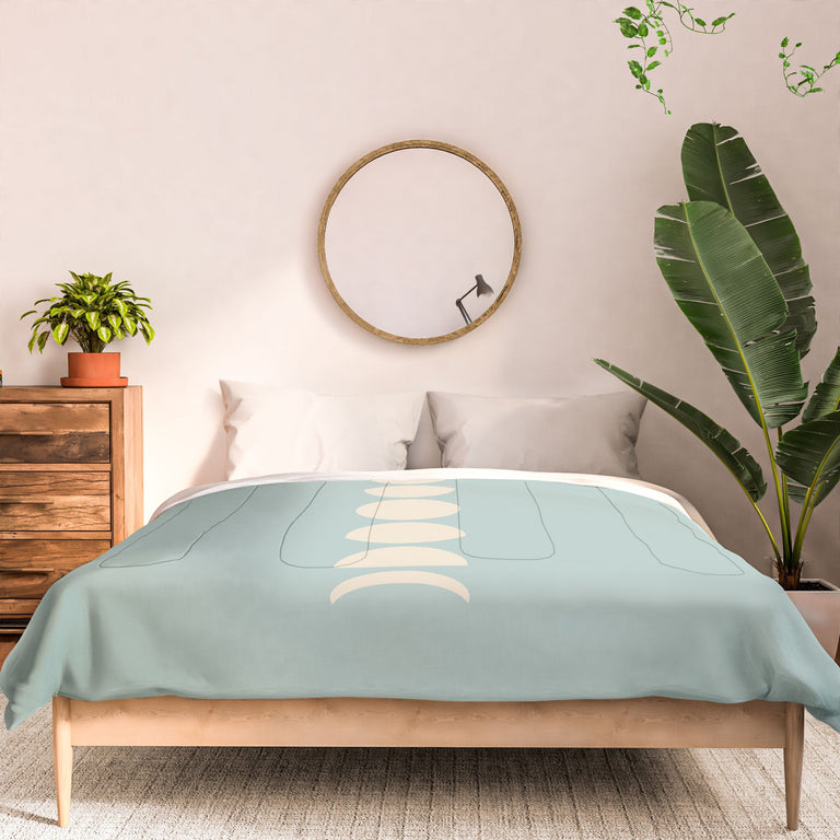 MINIMAL MOON PHASES SAGE DUVET / COMFORTER