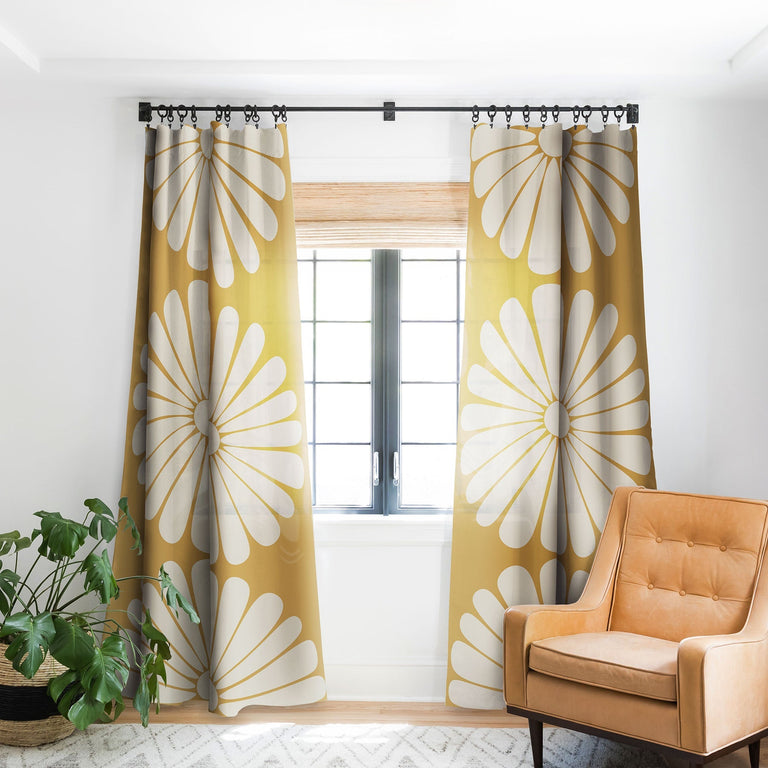 RETRO DAISY XIX BLACKOUT NON REPEAT WINDOW CURTAIN