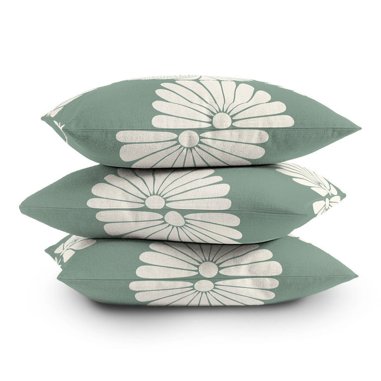 RETRO DAISY XX  OUTDOOR THROW PILLOW 20" x 20"