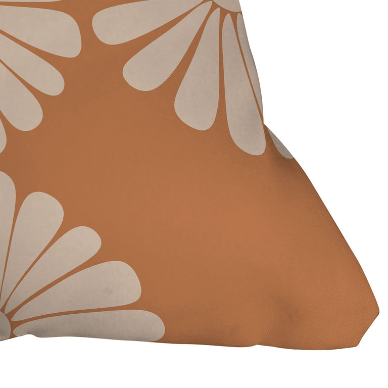 RETRO DAISY XXII  OUTDOOR THROW PILLOW 18" x 18"
