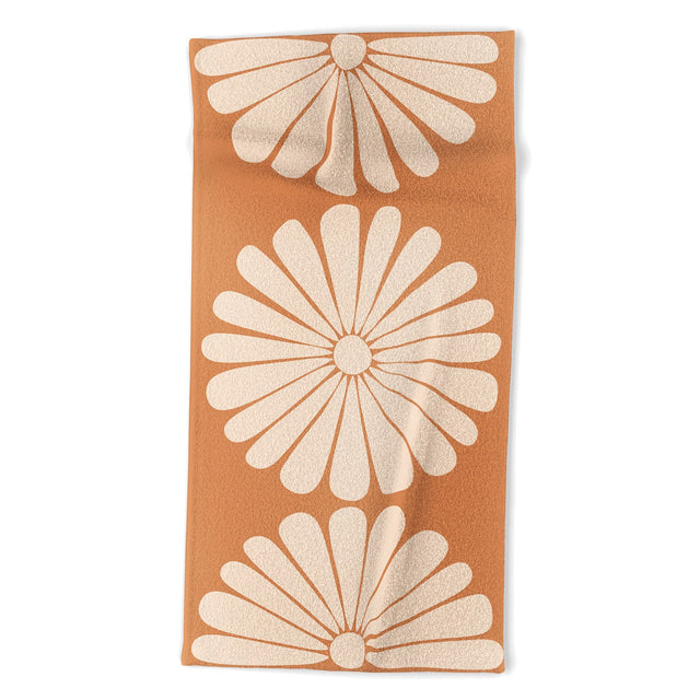 Retro Daisy XXII Beach Towel