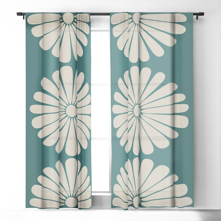 RETRO DAISY XXIII BLACKOUT NON REPEAT WINDOW CURTAIN