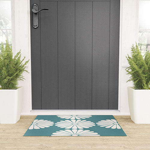 Retro Daisy XXIII Welcome Mat