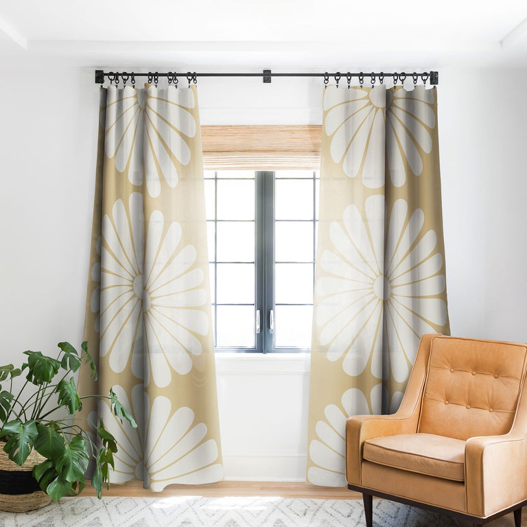 RETRO DAISY XXIV BLACKOUT NON REPEAT WINDOW CURTAIN