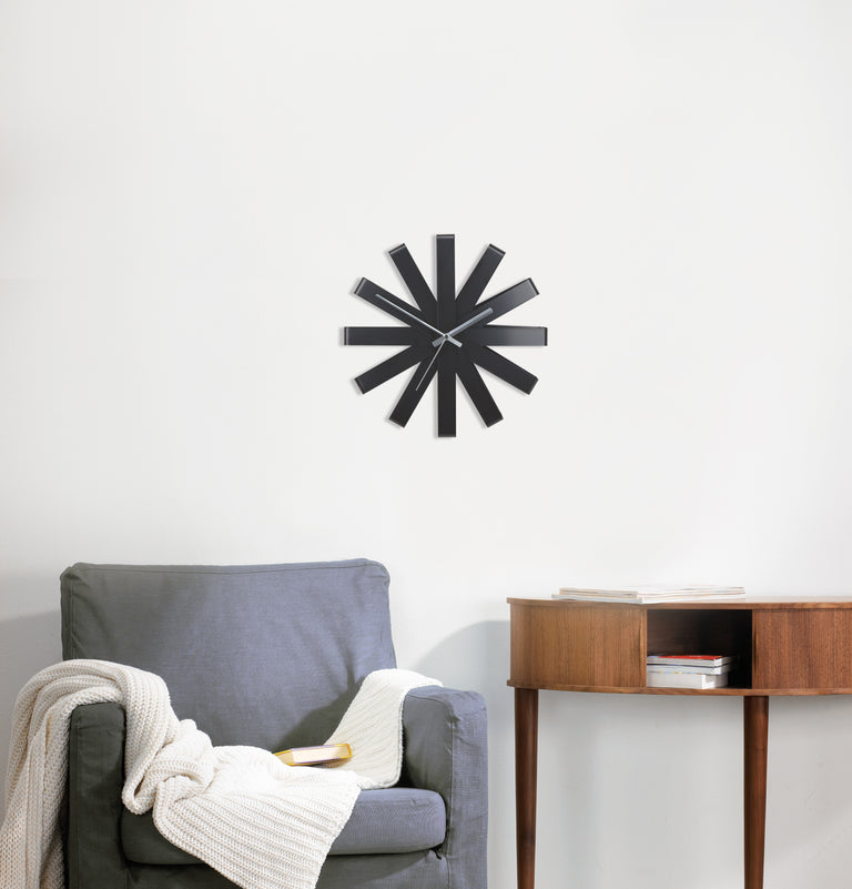 RIBBON WALL CLOCK