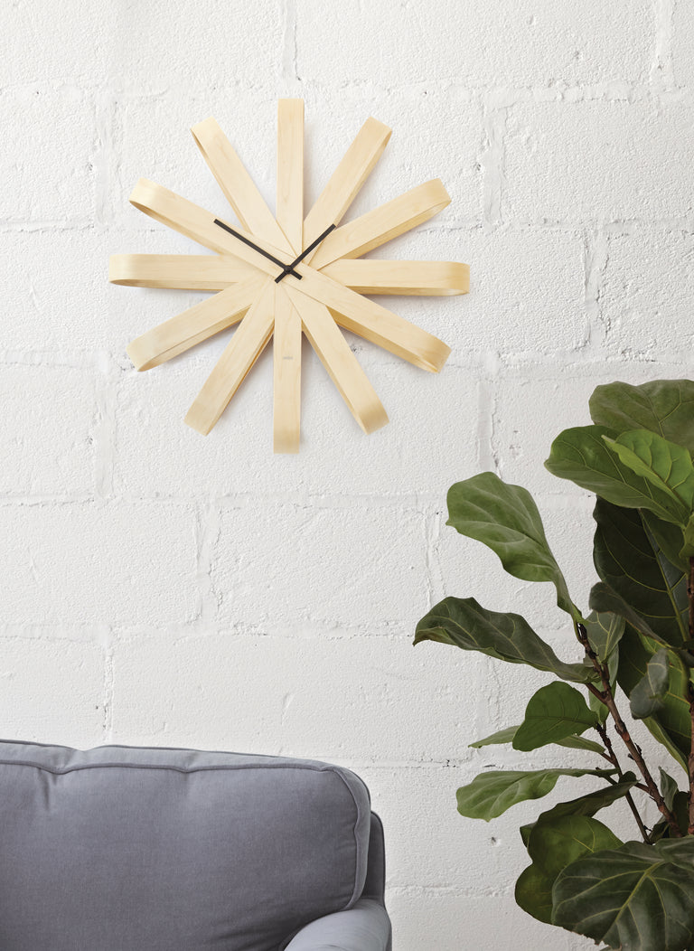 RIBBON WALL CLOCK