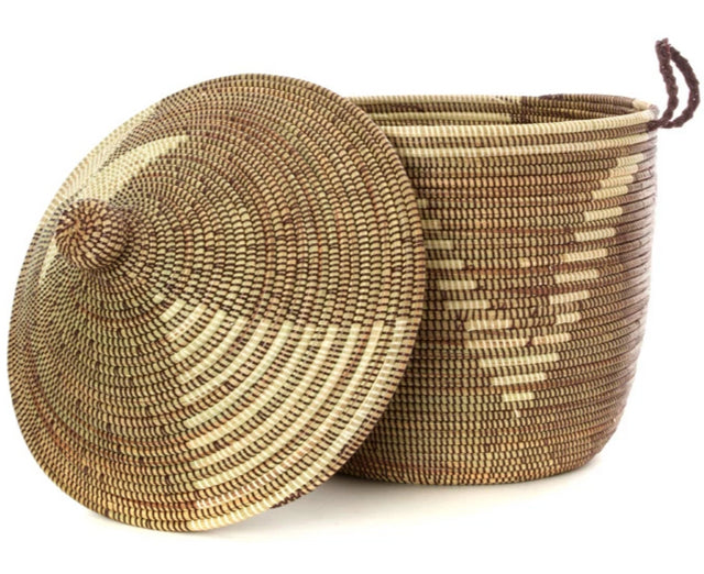 BROWN & IVORY DIAMOND CATHEDRAL BASKET (SENEGAL)