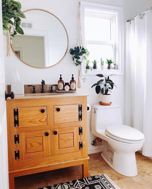 Yes, You Should Turn Your Bathroom Into a Lush, Plant-Filled Retreat.