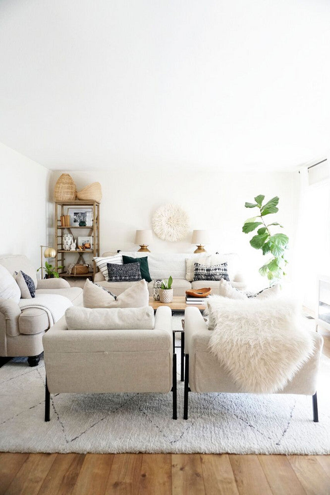 Whitewashed Home Is the Epitome of California Casual
