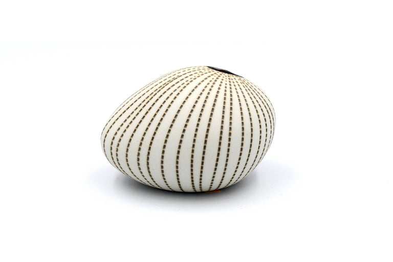 PORCELAIN PEBBLE BUD VASE  •  L