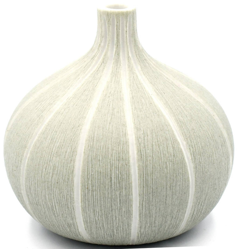 PORCELAIN CONGO BUD VASE  •  S