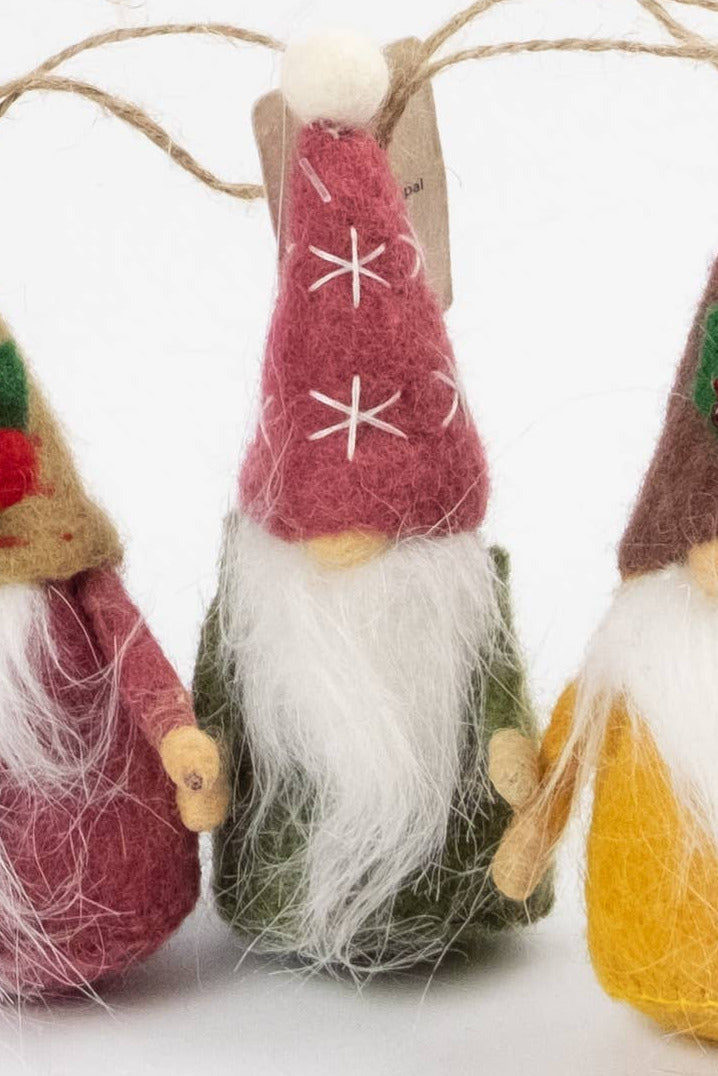 FELT GNOMES ORNAMENT | HOLIDAY