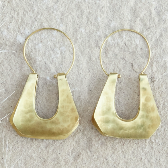 YUCCA TRAPEZOID EARRING | JEWELRY